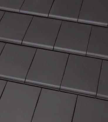 Picture of Röben Bergamo flat modern roof tile anthracite