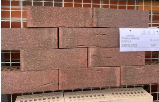 Image de Wienerberger Guinea Abrasil Rustic Lot 288x88x88